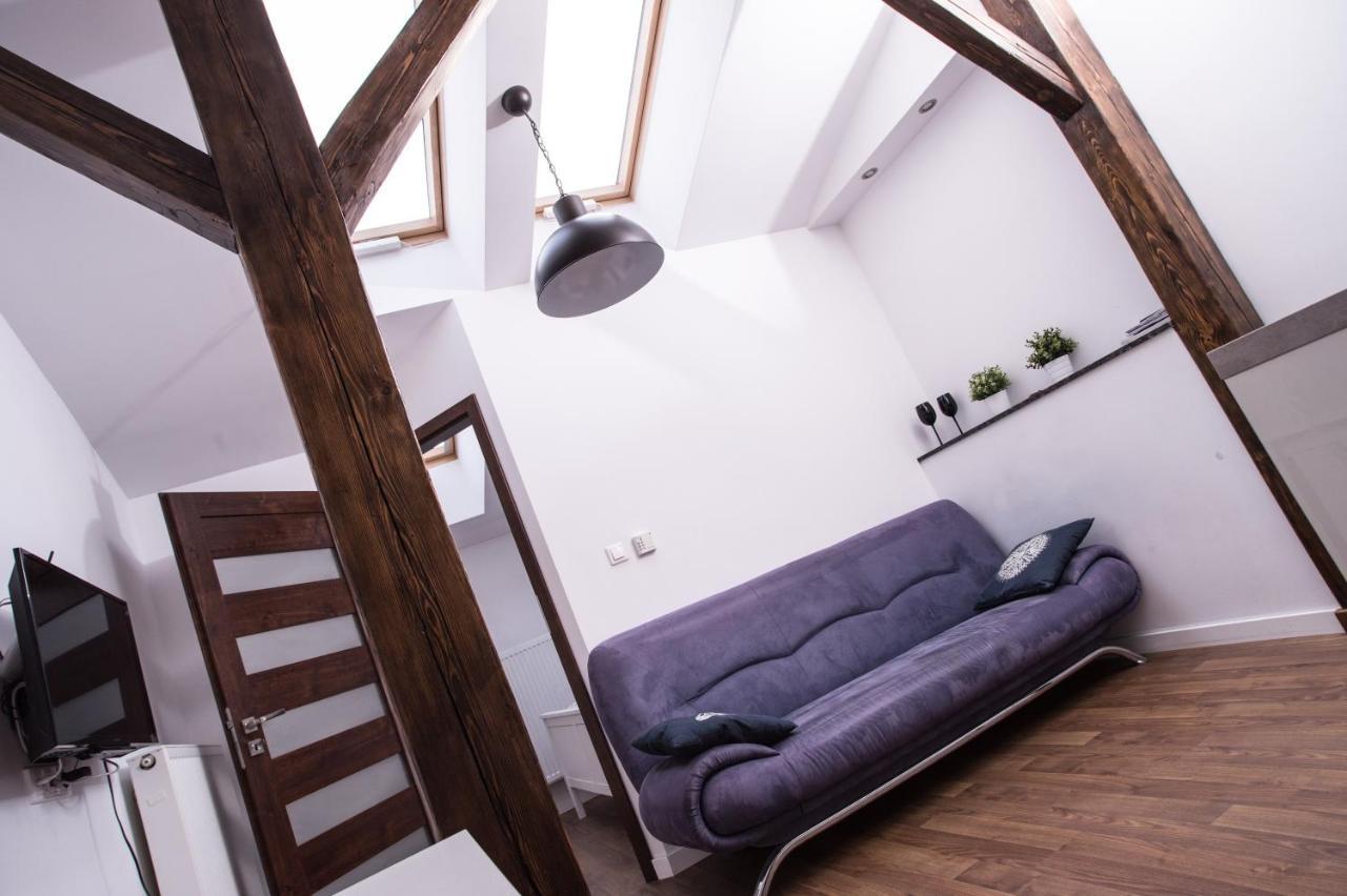 Mirror Apartments Cracovia Exterior foto