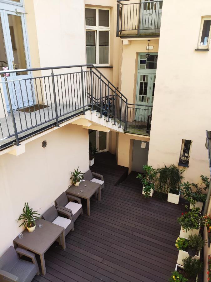 Mirror Apartments Cracovia Exterior foto